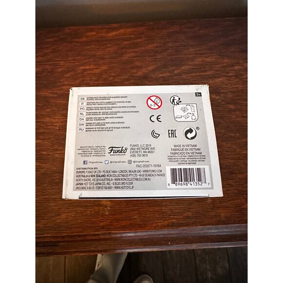 Funko Marvel's Avenger's End Game Gold Hulk - Picture 6 of 6